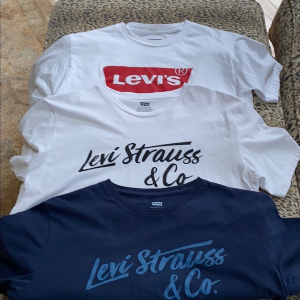 Three Levi’s t shirts size medium